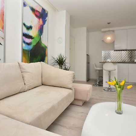 Apartament Apartman Petra Makarska Zewnętrze zdjęcie