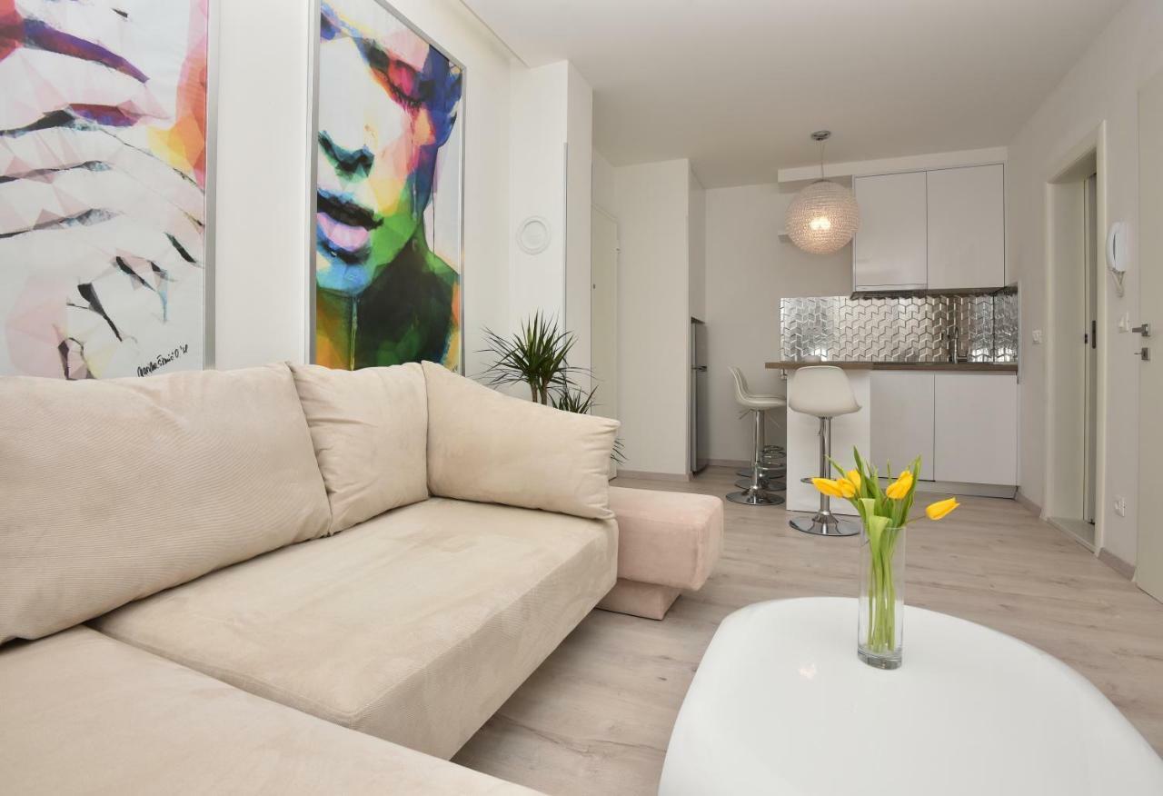 Apartament Apartman Petra Makarska Zewnętrze zdjęcie