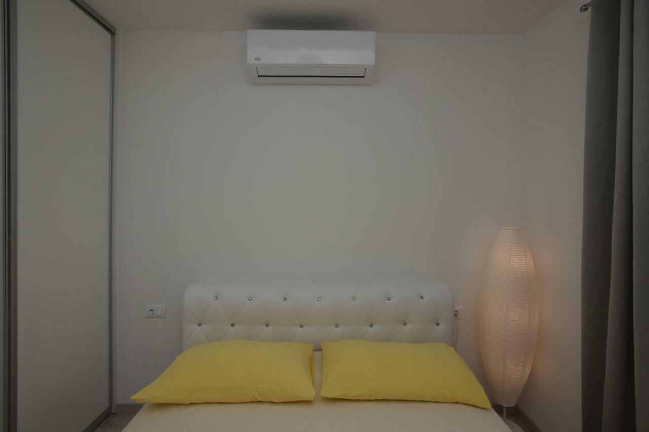 Apartament Apartman Petra Makarska Zewnętrze zdjęcie